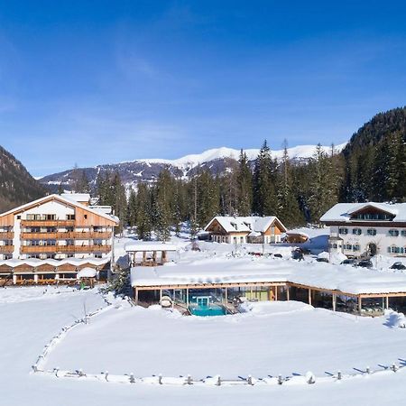 Hotel Dolomitenhof & Chalet Alte Post 세스토 외부 사진