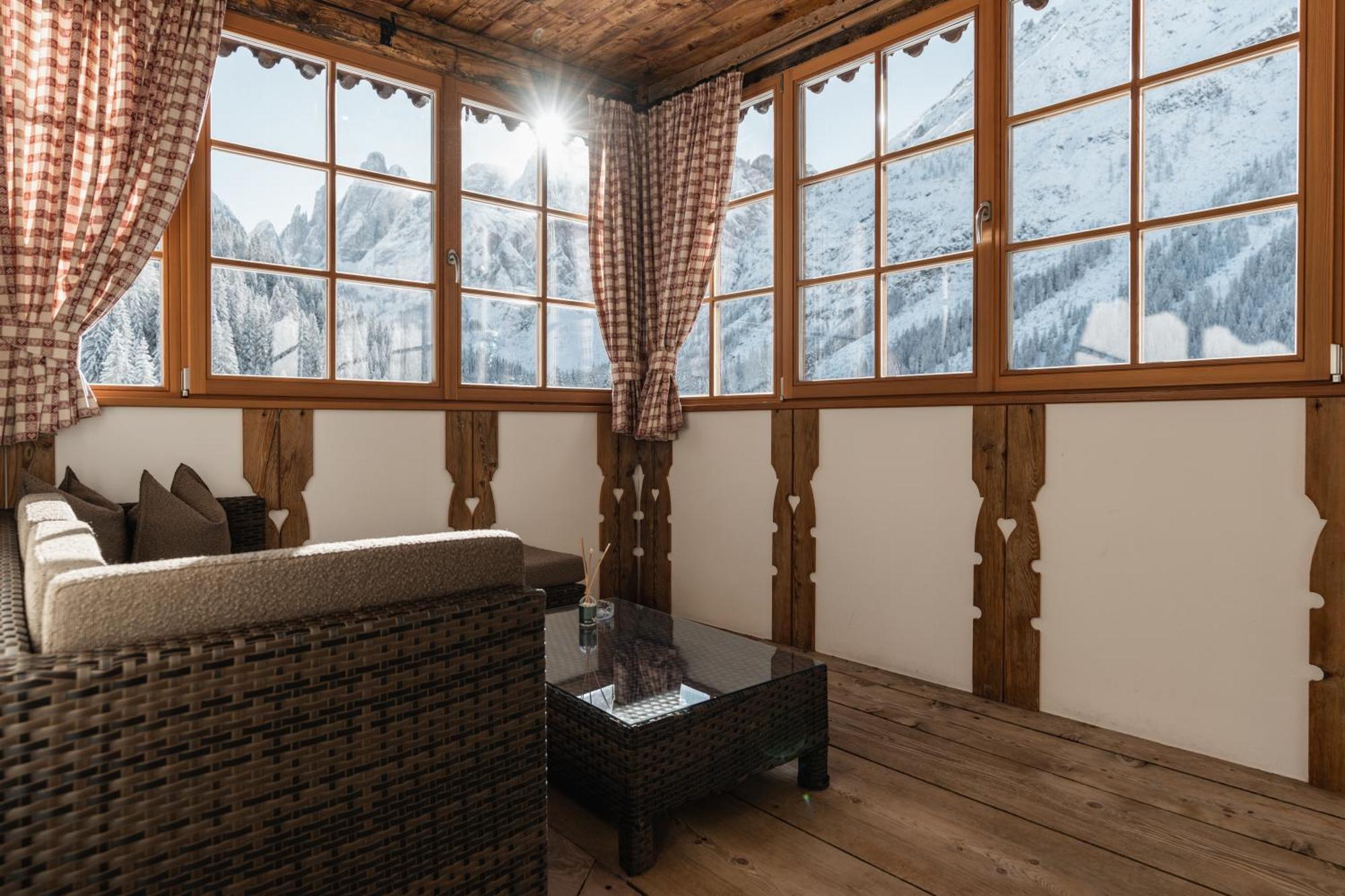 Hotel Dolomitenhof & Chalet Alte Post 세스토 외부 사진
