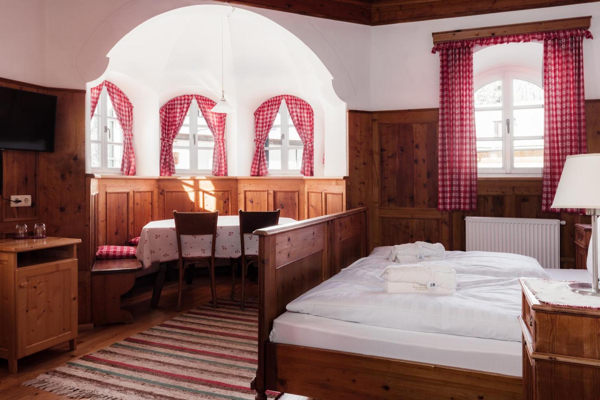 Hotel Dolomitenhof & Chalet Alte Post 세스토 외부 사진